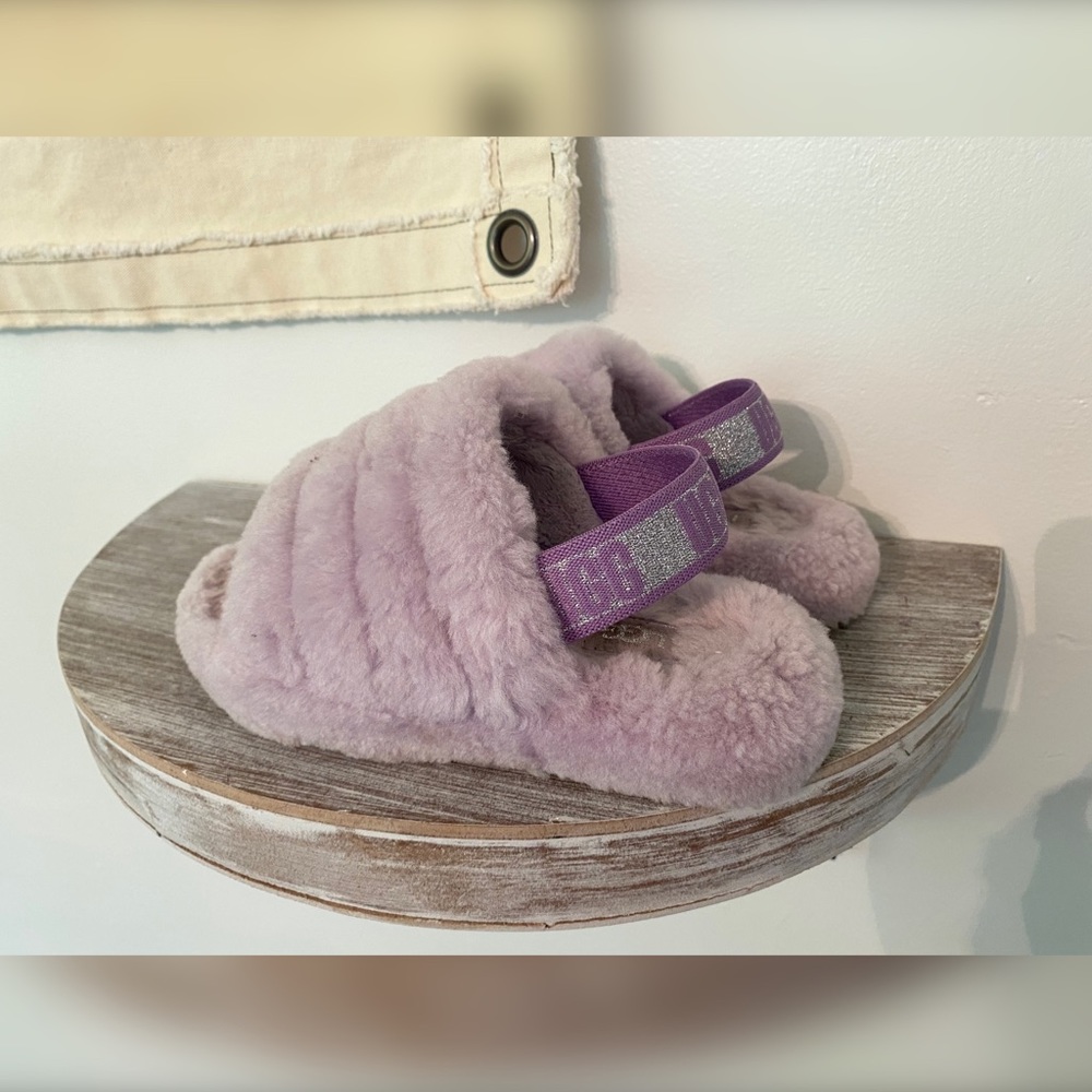 UGG Fluff Yeah Lavender Slides Sandals